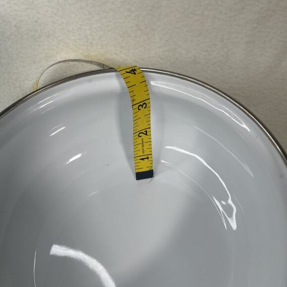 Vintage Regency Club Enamelware Dutch Oven Wildflower Motif Brass Handles Lid 2Q - Picture 8 of 8